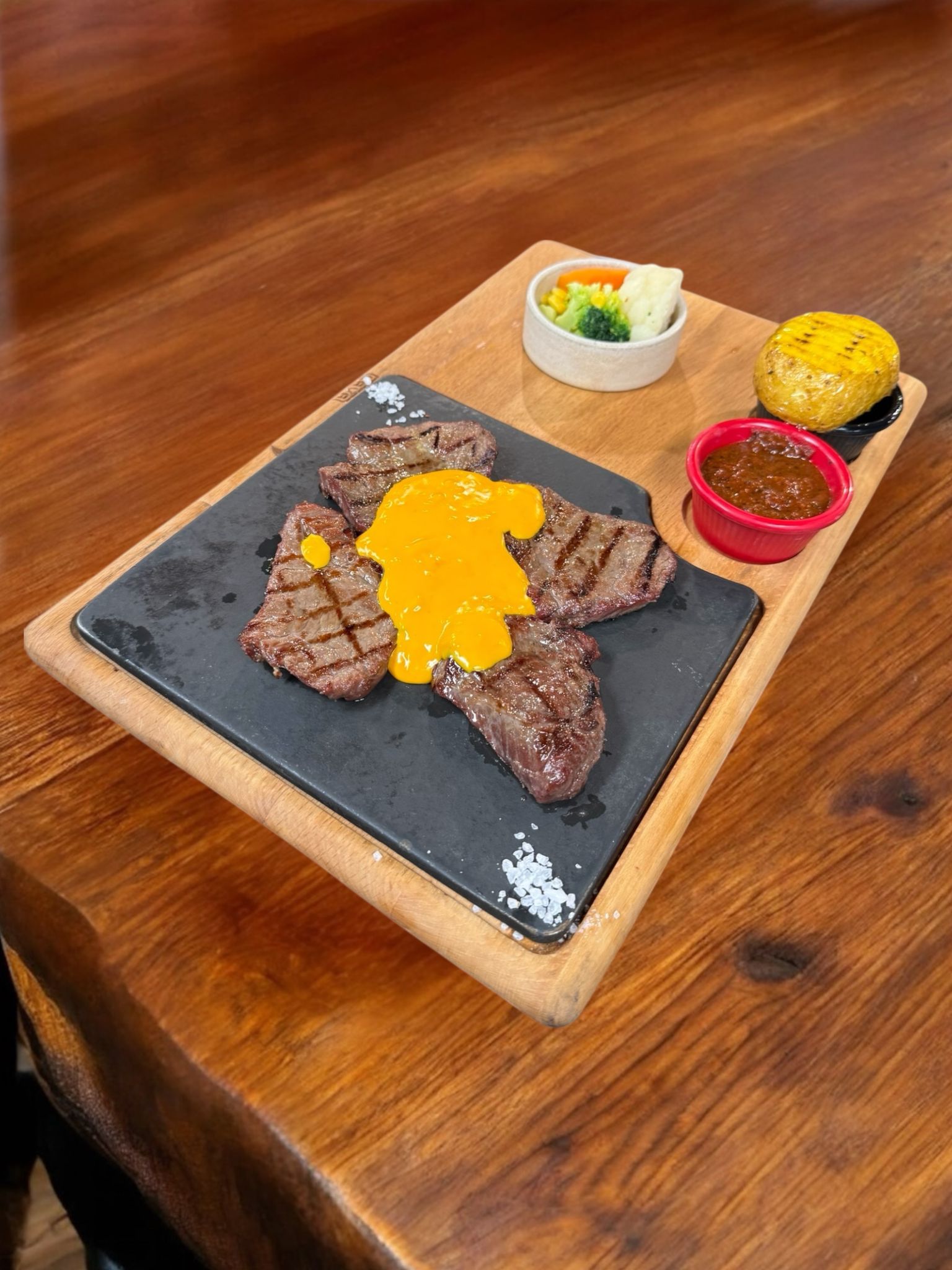 CHEDDAR SOSLU LOQUM